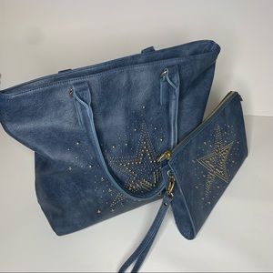 Denim blue tote bag with zippered pouch